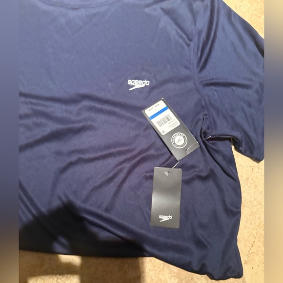 Speedo Performance Rash Guard Shirt - Picture 5 of 9